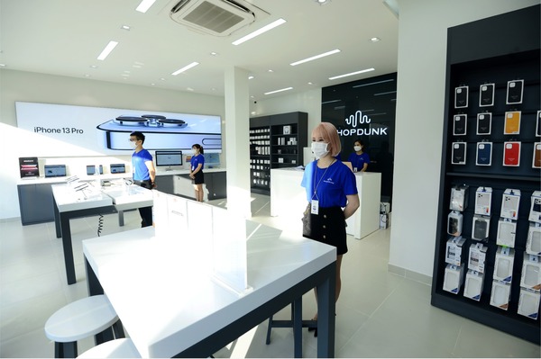 Nhân viên ShopDunk được đào tạo chuyên nghiệp, bài bản, chuyên môn cao